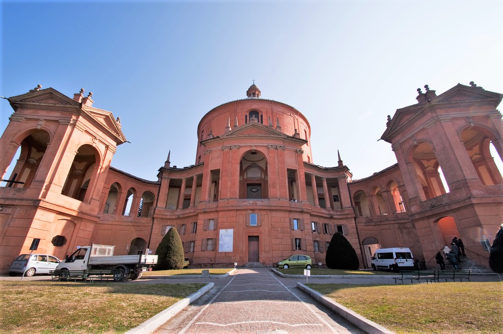 Top 10 Tourist Attractions in Bologna
